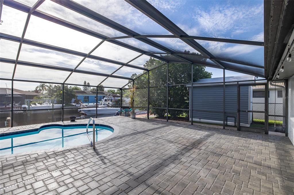 Active With Contract: $469,000 (3 beds, 2 baths, 2136 Square Feet)