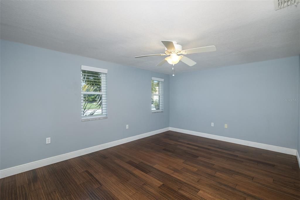 Active With Contract: $469,000 (3 beds, 2 baths, 2136 Square Feet)