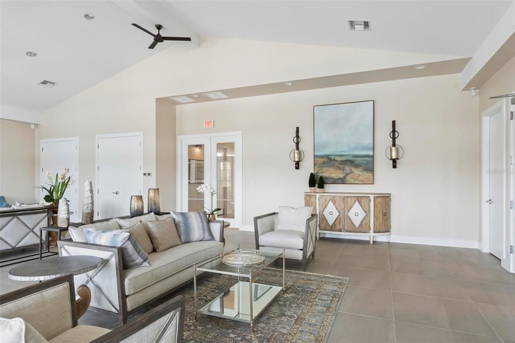 На продажу: $119,000 (0.14 acres)