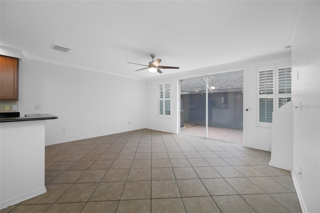Activo con contrato: $439,000 (3 camas, 2 baños, 1680 Pies cuadrados)
