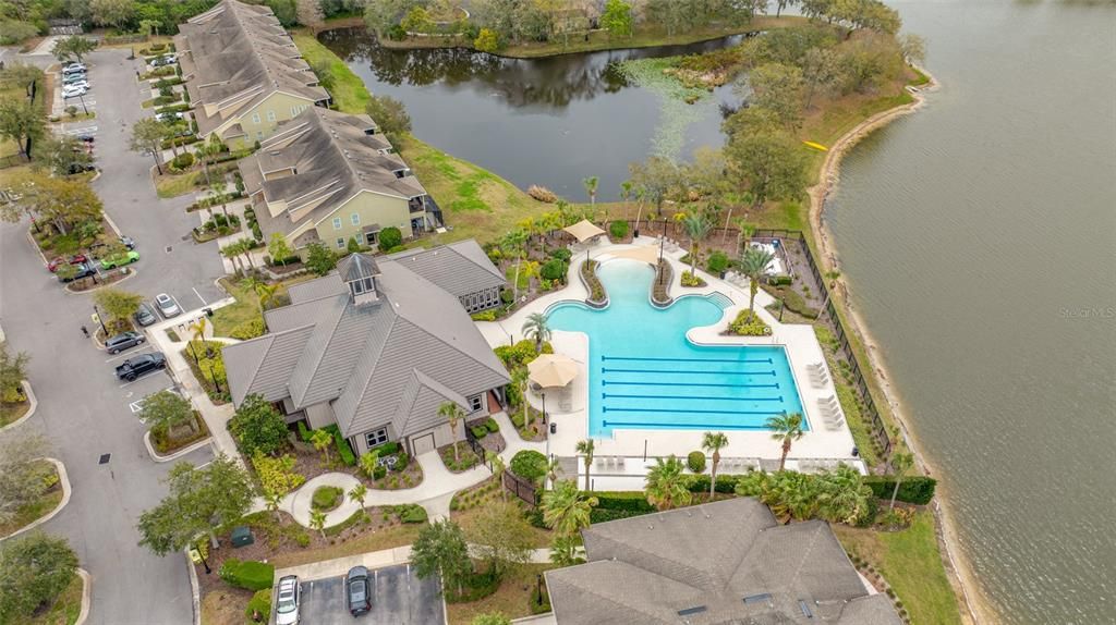 Activo con contrato: $439,000 (3 camas, 2 baños, 1680 Pies cuadrados)
