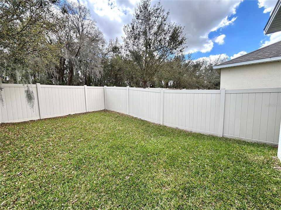 For Rent: $2,499 (3 beds, 2 baths, 1516 Square Feet)