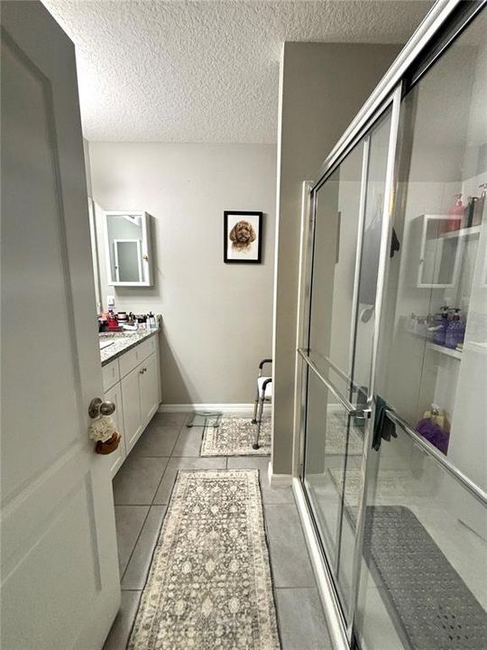 For Rent: $2,499 (3 beds, 2 baths, 1516 Square Feet)