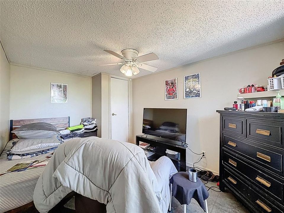 En Venta: $365,000 (3 camas, 1 baños, 1147 Pies cuadrados)