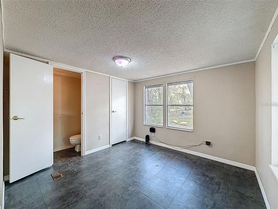 En Venta: $365,000 (3 camas, 1 baños, 1147 Pies cuadrados)