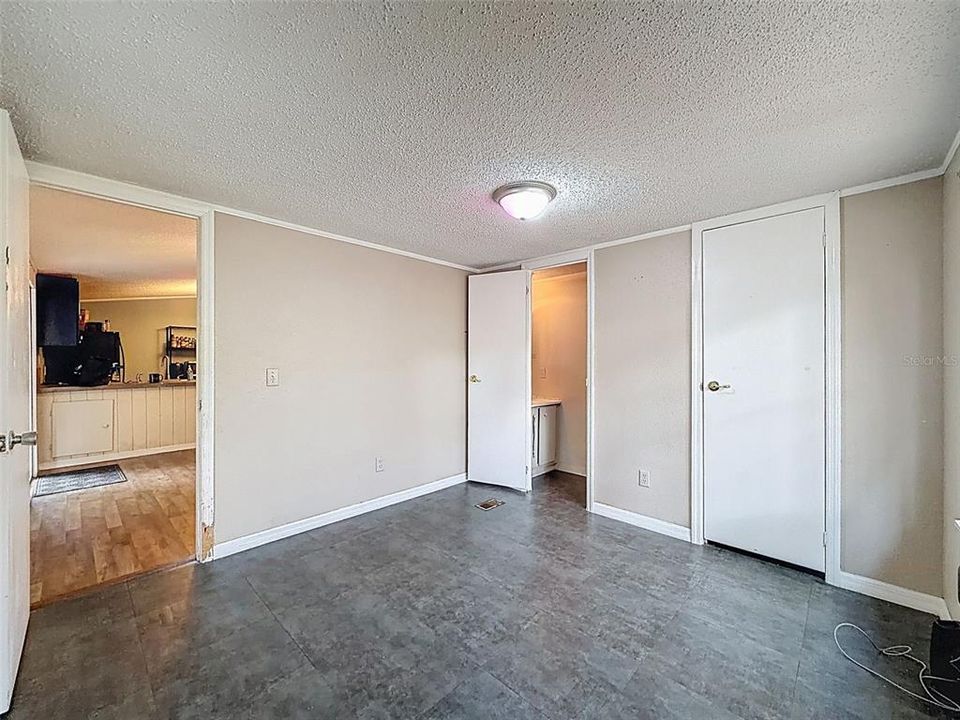 En Venta: $365,000 (3 camas, 1 baños, 1147 Pies cuadrados)
