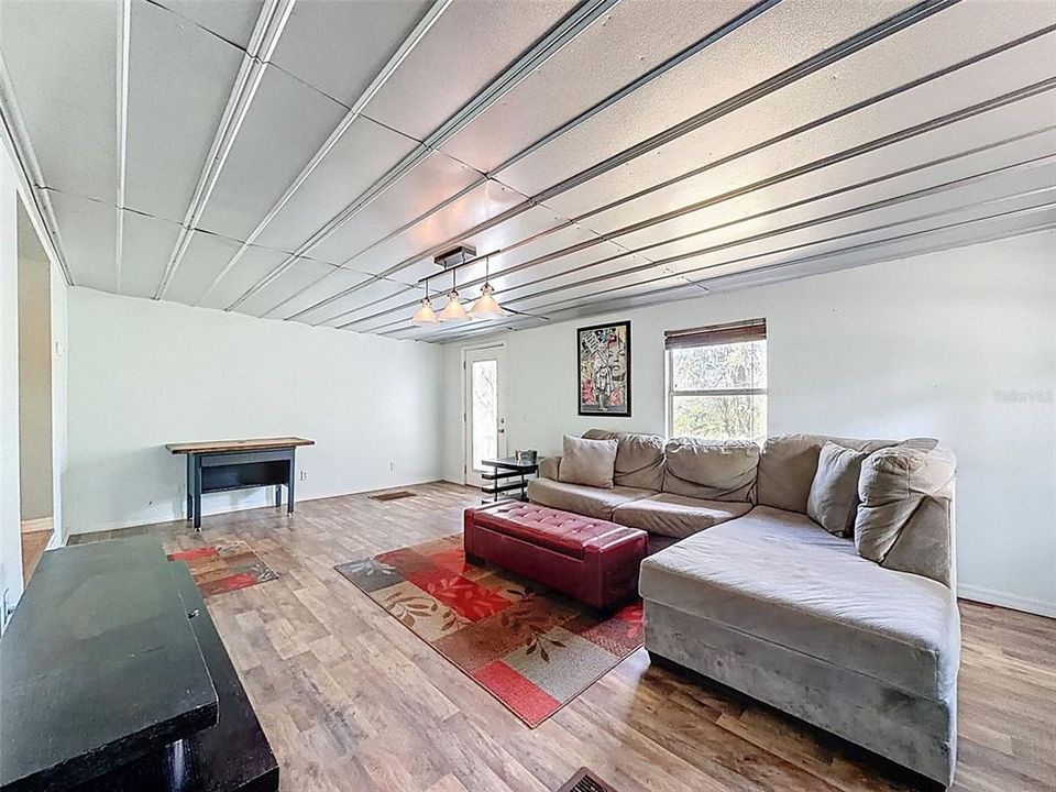 En Venta: $365,000 (3 camas, 1 baños, 1147 Pies cuadrados)
