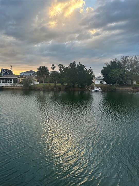 На продажу: $149,000 (0.17 acres)