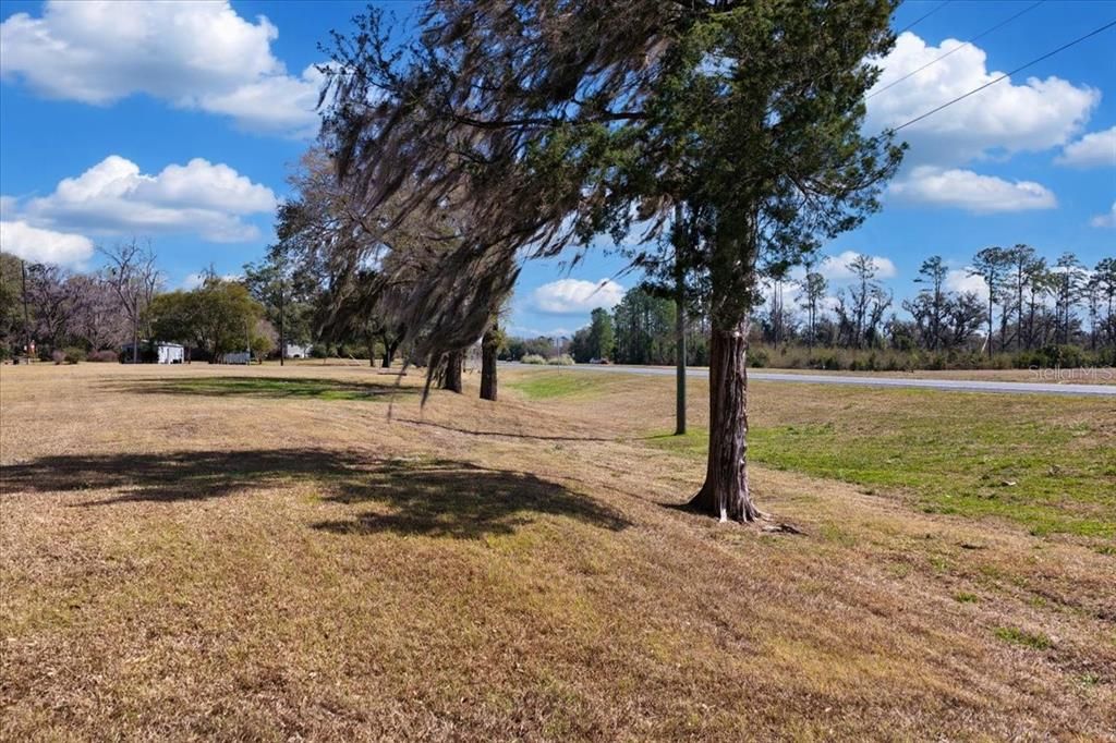 На продажу: $189,900 (1.00 acres)