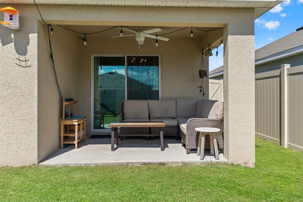 Active With Contract: $294,000 (4 beds, 2 baths, 1816 Square Feet)