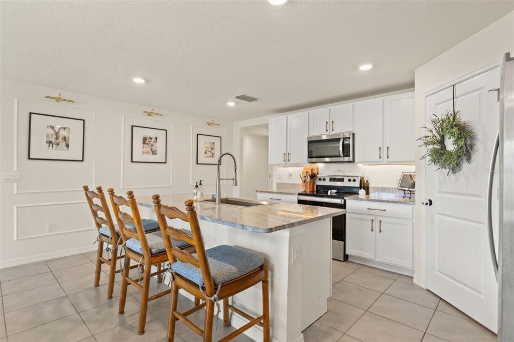 Active With Contract: $294,000 (4 beds, 2 baths, 1816 Square Feet)