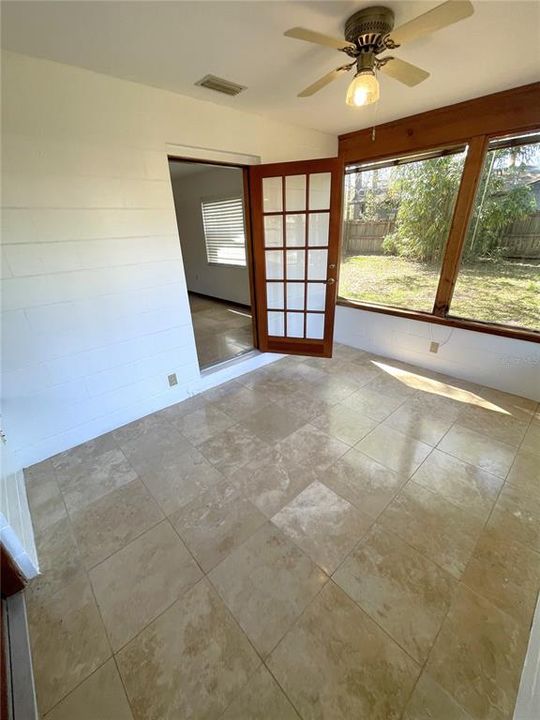 出租: $1,700 (2 贝兹, 2 浴室, 1112 平方英尺)