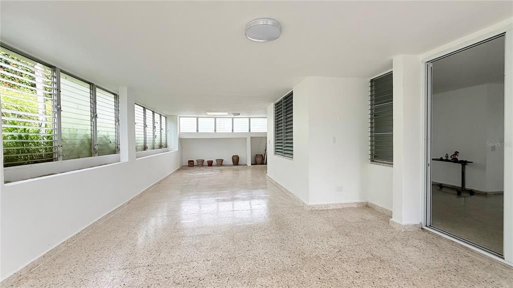 For Sale: $778,000 (4 beds, 3 baths, 3004.14 Square Feet)