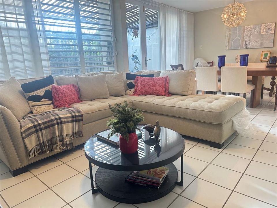 出租: $2,700 (3 贝兹, 2 浴室, 0 平方英尺)