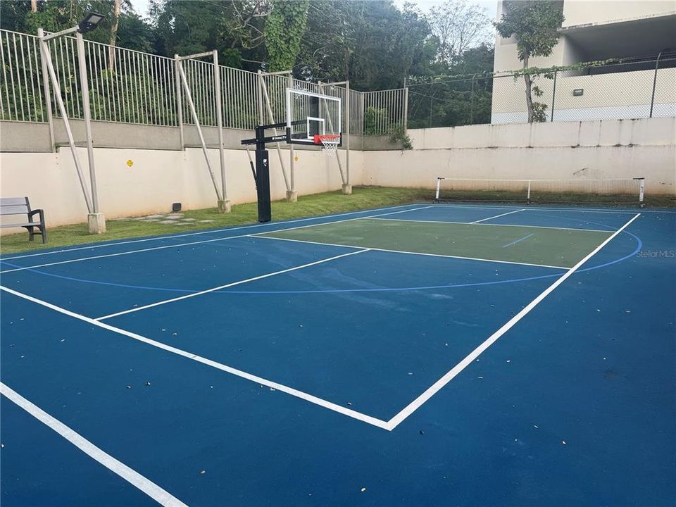 出租: $2,700 (3 贝兹, 2 浴室, 0 平方英尺)