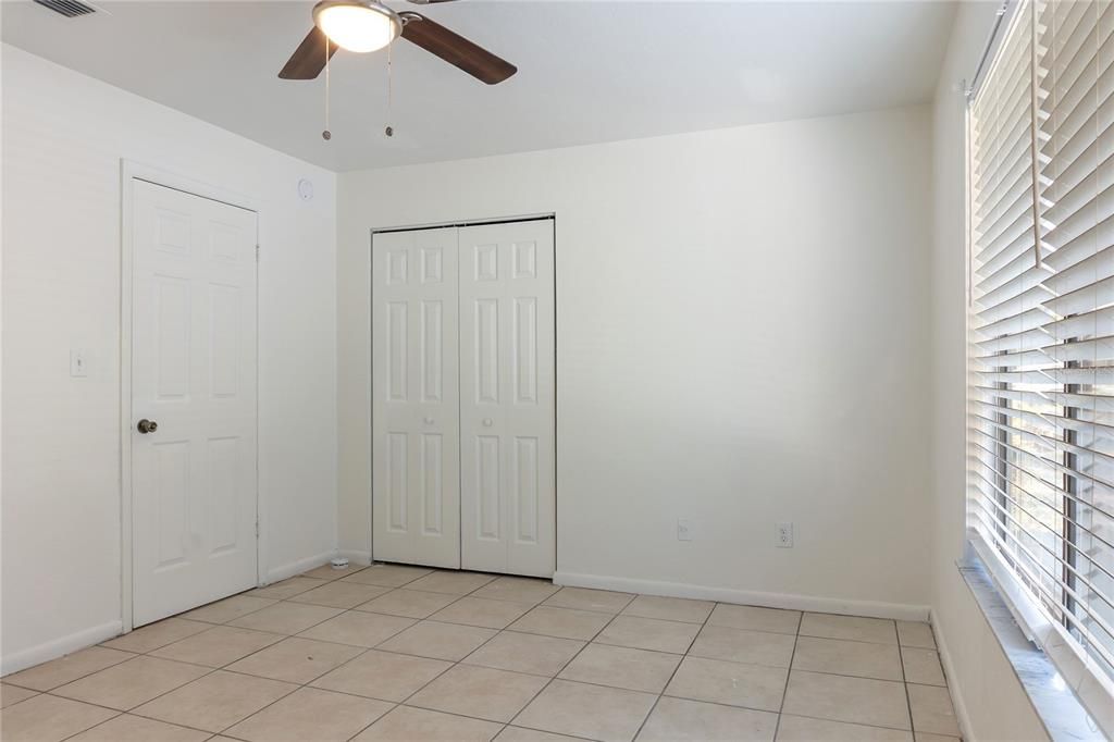 Activo con contrato: $270,000 (4 camas, 0 baños, 1684 Pies cuadrados)