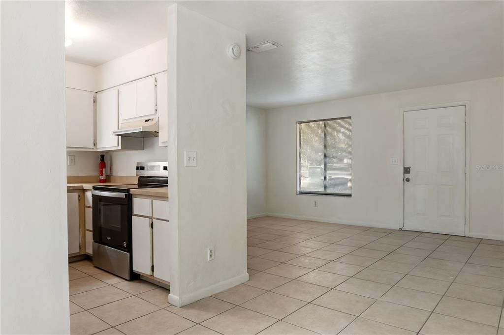 Activo con contrato: $270,000 (4 camas, 0 baños, 1684 Pies cuadrados)