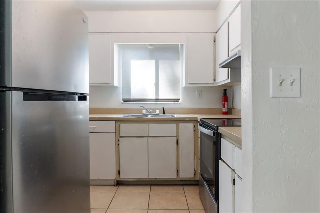 Activo con contrato: $270,000 (4 camas, 0 baños, 1684 Pies cuadrados)