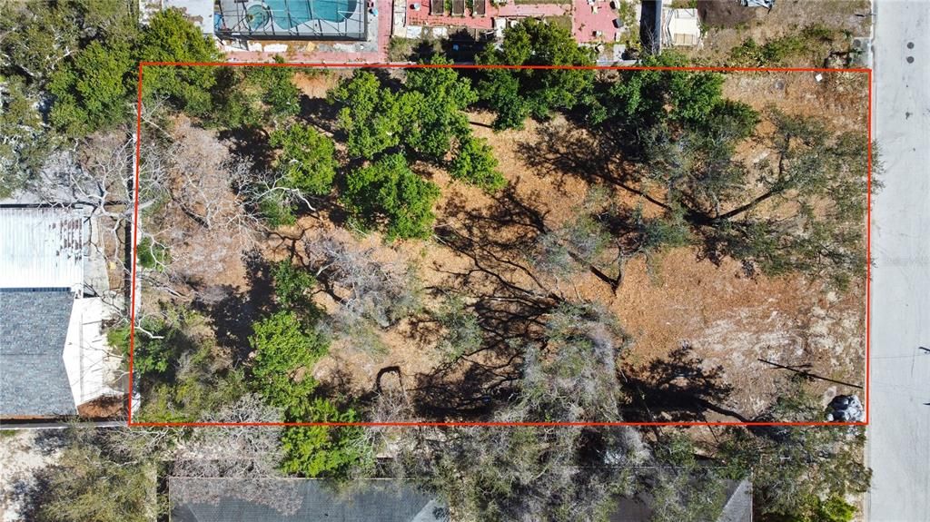 На продажу: $238,000 (0.44 acres)