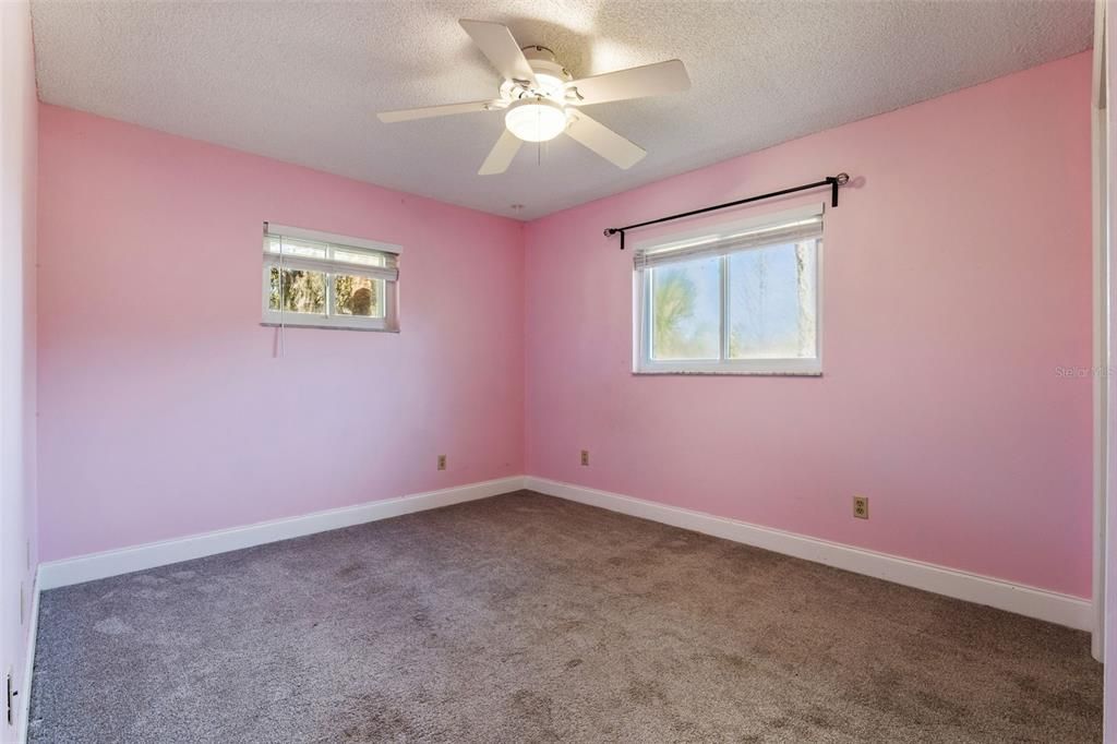 For Sale: $575,000 (4 beds, 3 baths, 2186 Square Feet)