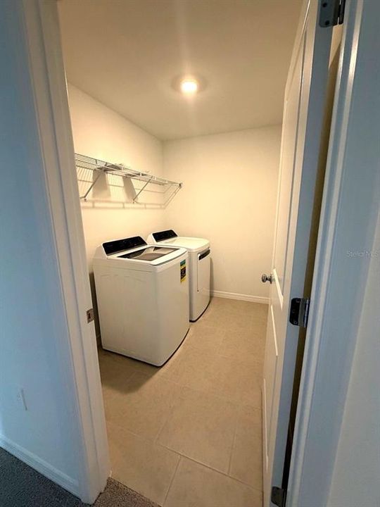 For Rent: $2,450 (5 beds, 2 baths, 2570 Square Feet)
