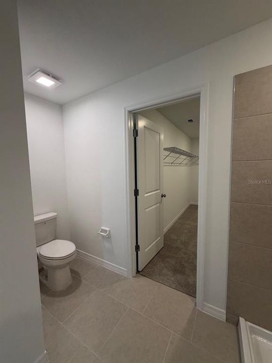 For Rent: $2,450 (5 beds, 2 baths, 2570 Square Feet)