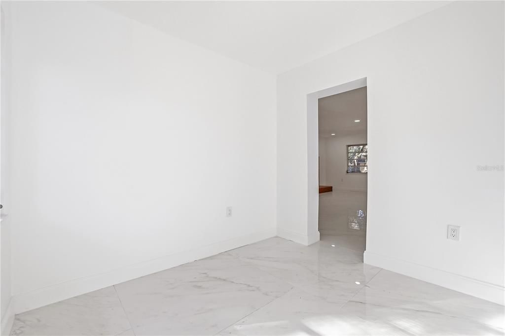 En Venta: $294,900 (3 camas, 2 baños, 1756 Pies cuadrados)