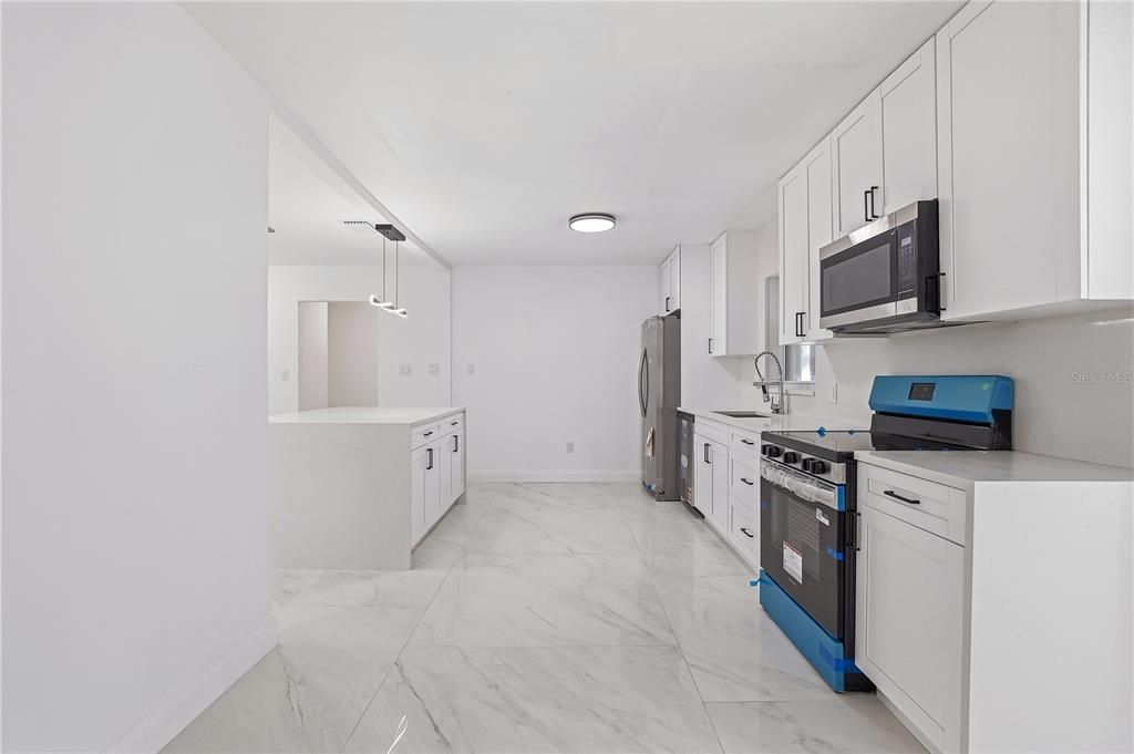 En Venta: $294,900 (3 camas, 2 baños, 1756 Pies cuadrados)