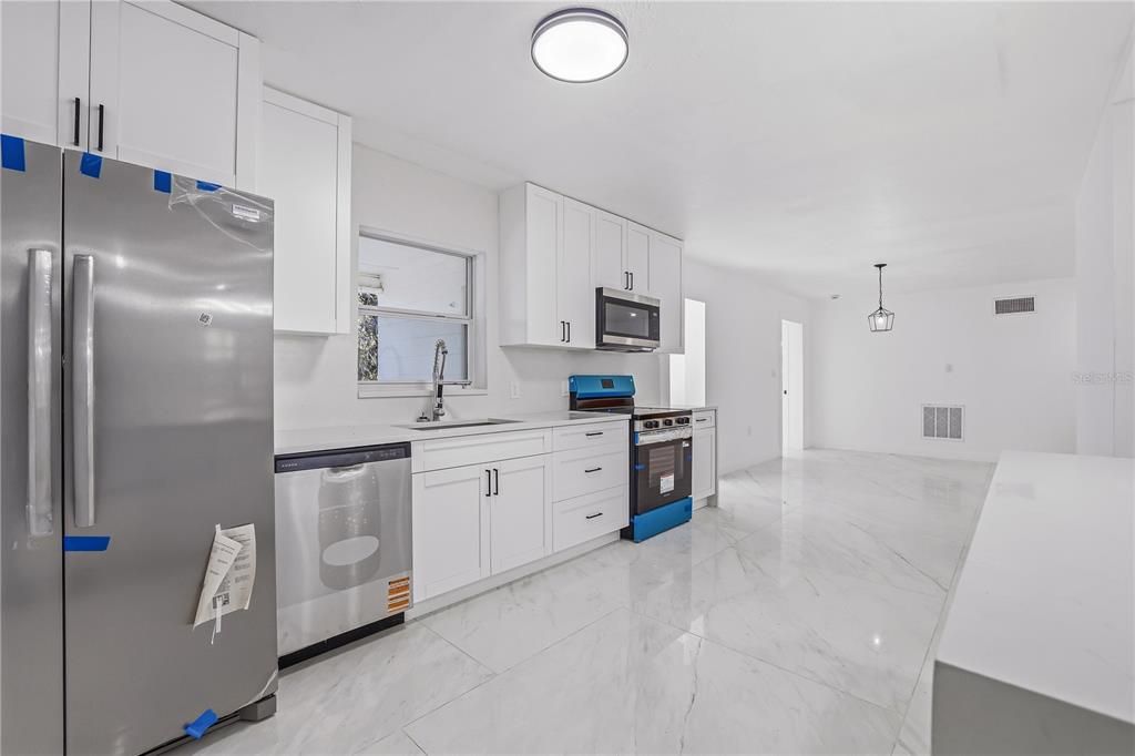 En Venta: $294,900 (3 camas, 2 baños, 1756 Pies cuadrados)