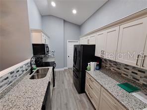 В аренду: $3,690 (3 спален, 2 ванн, 1834 Квадратных фут)