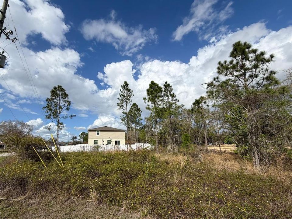 На продажу: $38,000 (0.25 acres)