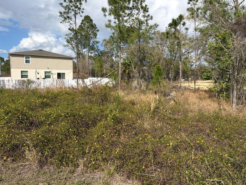 На продажу: $38,000 (0.25 acres)