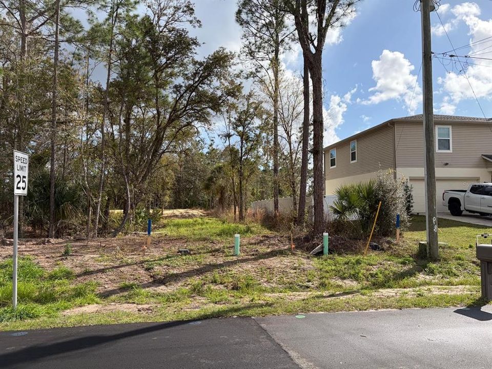 На продажу: $38,000 (0.25 acres)