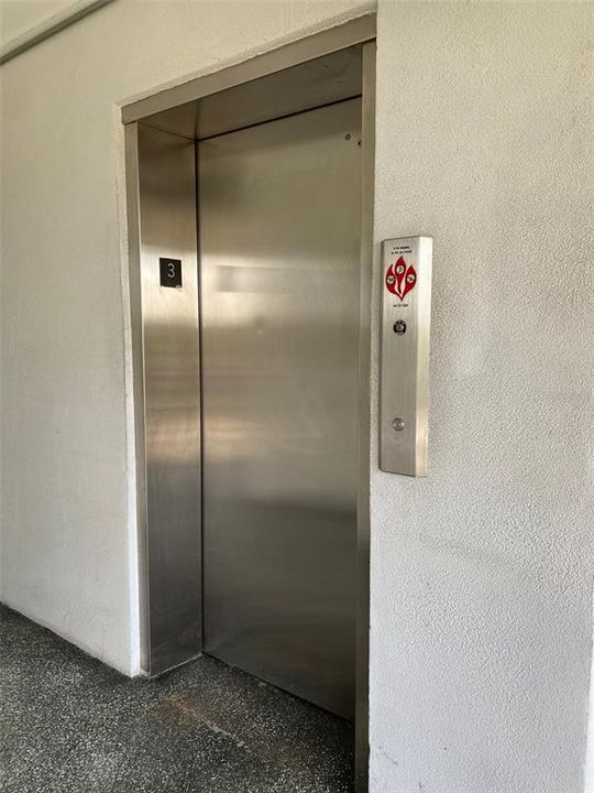 En Venta: $99,900 (2 camas, 1 baños, 840 Pies cuadrados)
