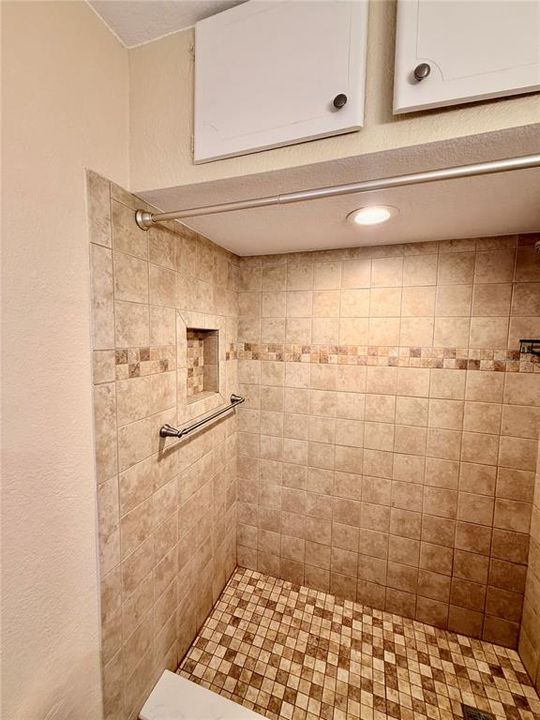 En Venta: $99,900 (2 camas, 1 baños, 840 Pies cuadrados)