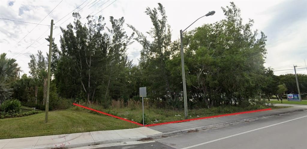 For Sale: $499,999 (0.67 acres)