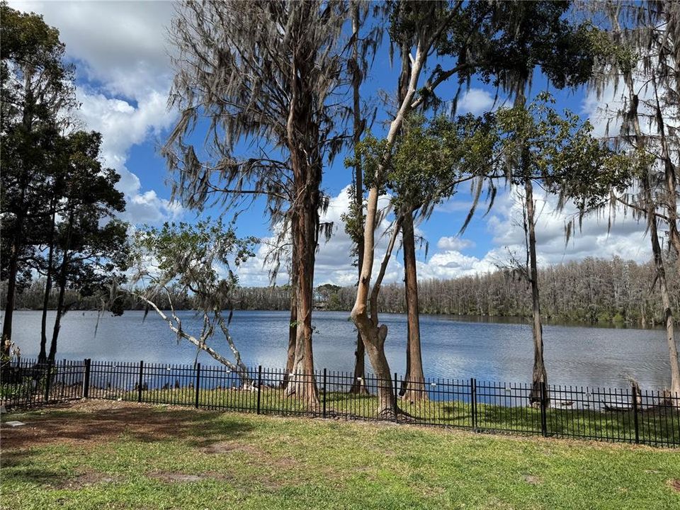 Vendido Recientemente: $1,450,000 (5 camas, 4 baños, 4203 Pies cuadrados)