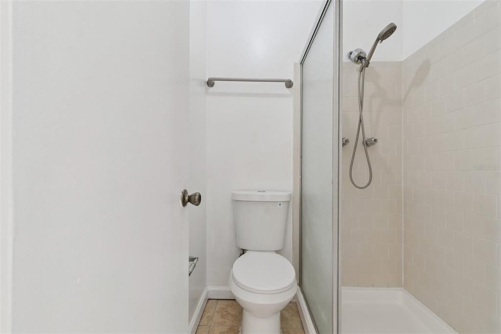 Active With Contract: $109,000 (2 beds, 2 baths, 1226 Square Feet)