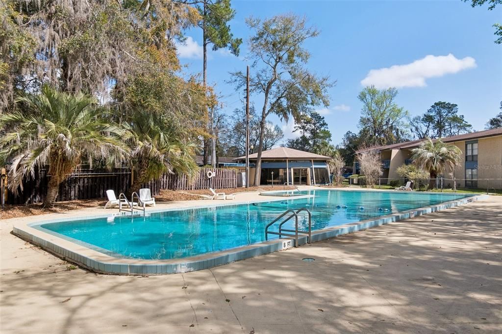 Active With Contract: $109,000 (2 beds, 2 baths, 1226 Square Feet)