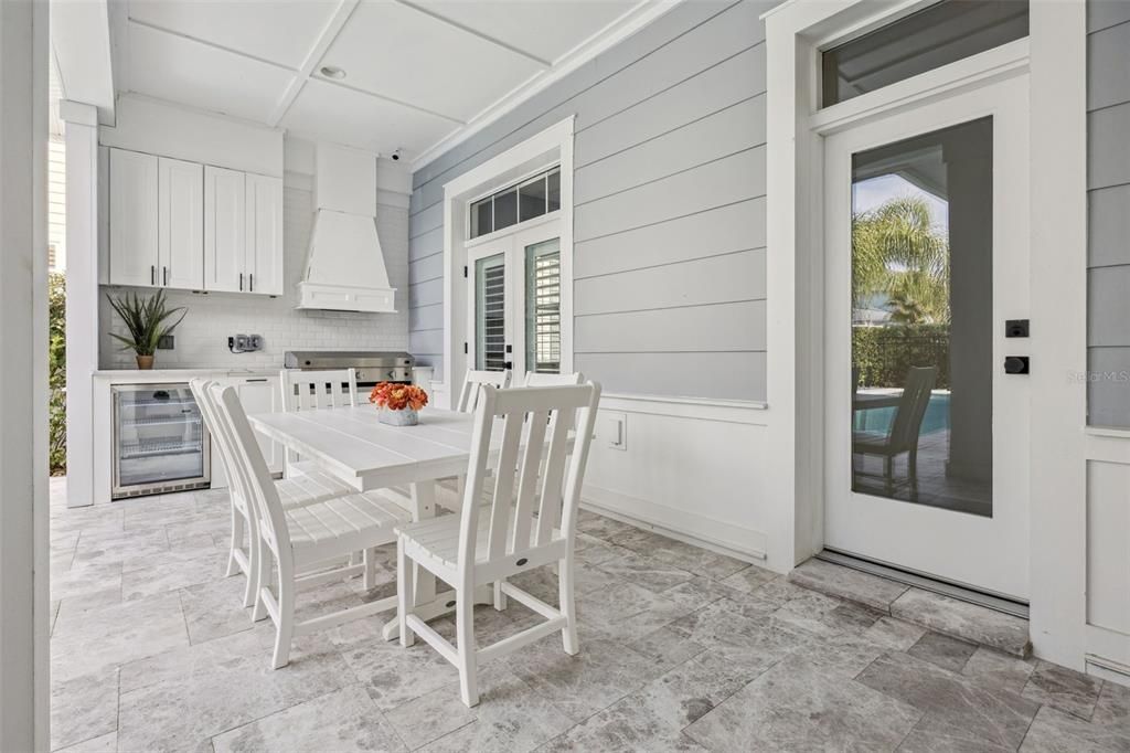 For Sale: $1,699,000 (4 beds, 4 baths, 3781 Square Feet)