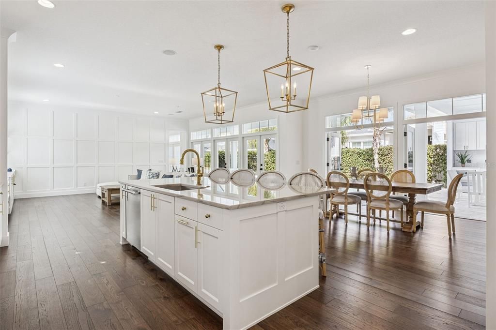 For Sale: $1,699,000 (4 beds, 4 baths, 3781 Square Feet)