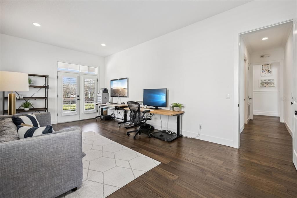 For Sale: $1,699,000 (4 beds, 4 baths, 3781 Square Feet)