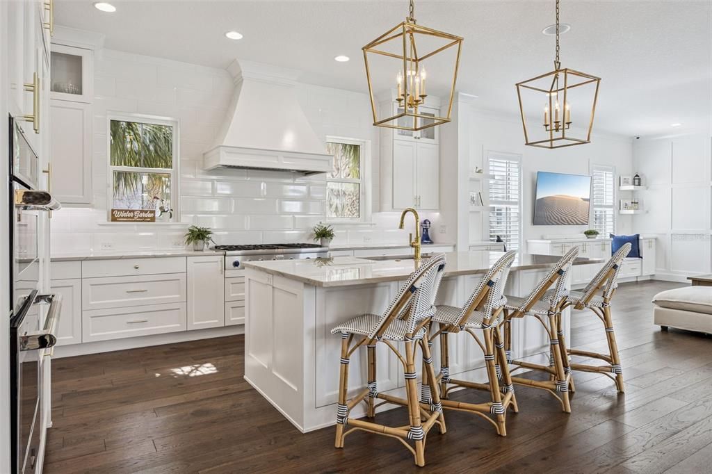 For Sale: $1,699,000 (4 beds, 4 baths, 3781 Square Feet)