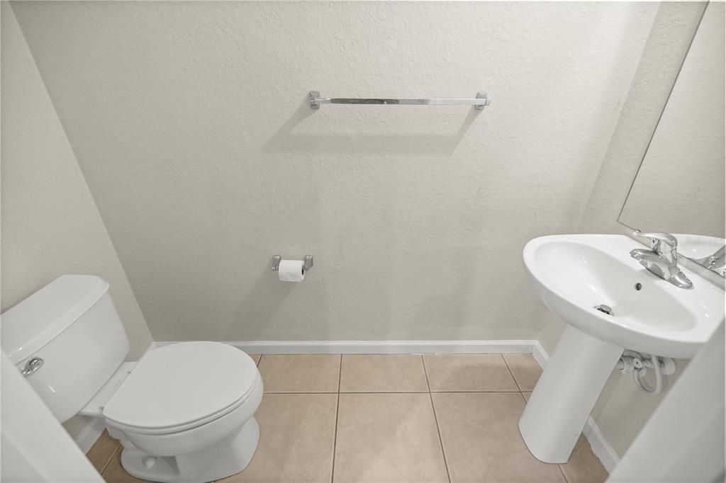 На продажу: $209,250 (3 спален, 2 ванн, 1584 Квадратных фут)