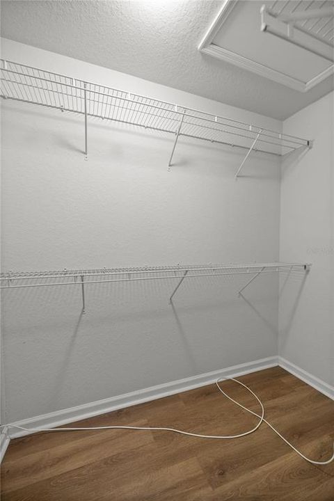 На продажу: $209,250 (3 спален, 2 ванн, 1584 Квадратных фут)