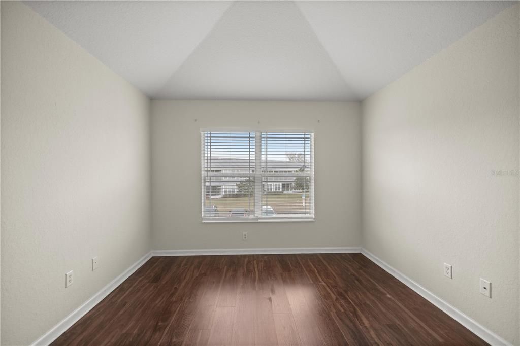 На продажу: $209,250 (3 спален, 2 ванн, 1584 Квадратных фут)