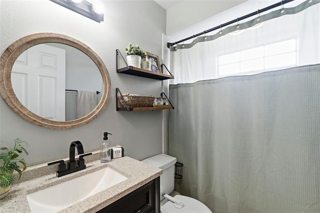 待售: $640,000 (4 贝兹, 0 浴室, 2472 平方英尺)