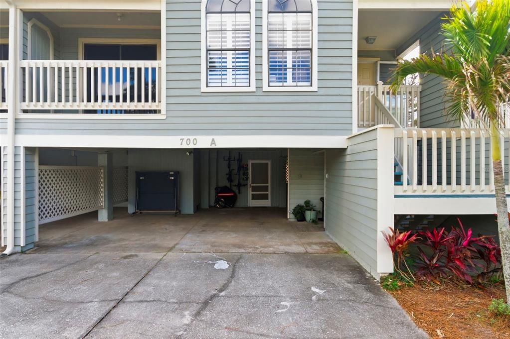 待售: $640,000 (4 贝兹, 0 浴室, 2472 平方英尺)