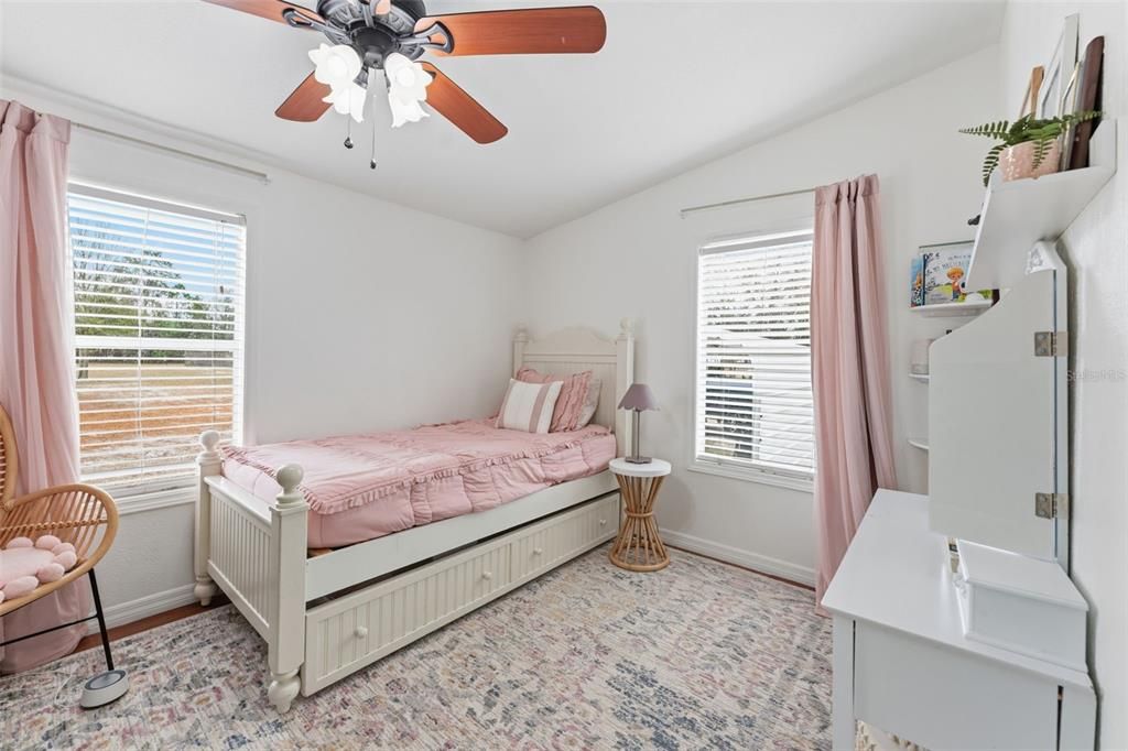 Activo con contrato: $495,000 (4 camas, 2 baños, 2052 Pies cuadrados)