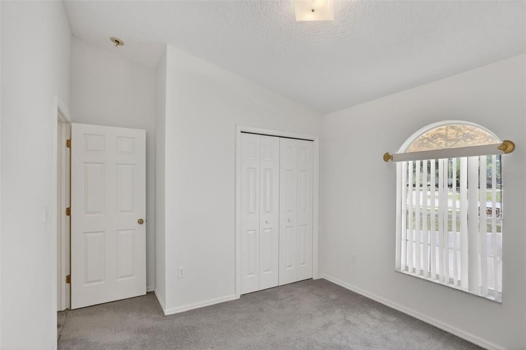 Active With Contract: $338,000 (3 beds, 2 baths, 1592 Square Feet)